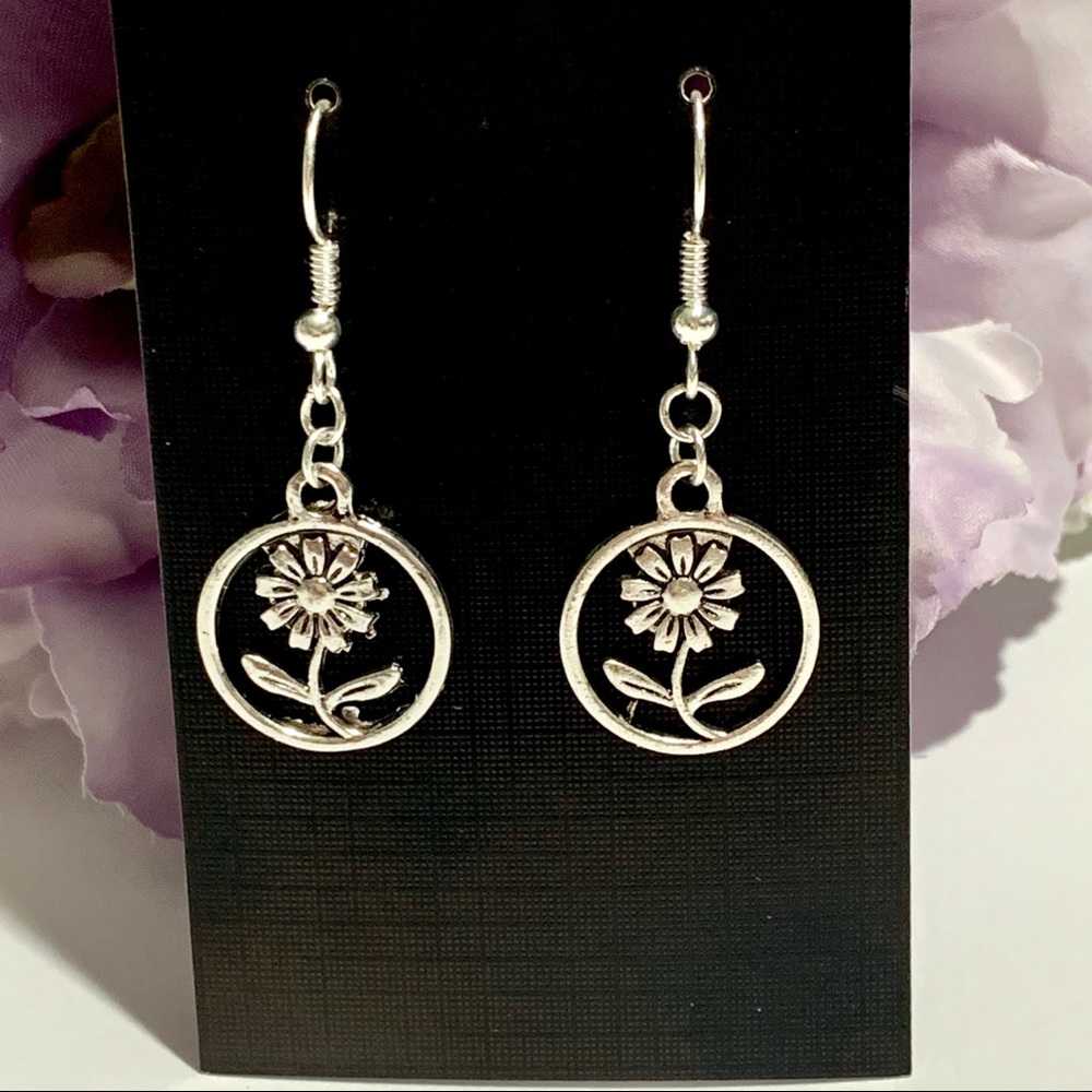 Flower Circle Fashion Earrings - Picture 2 of 7